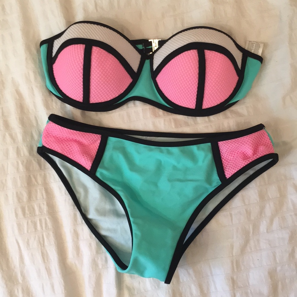 Super cute triangl bikini